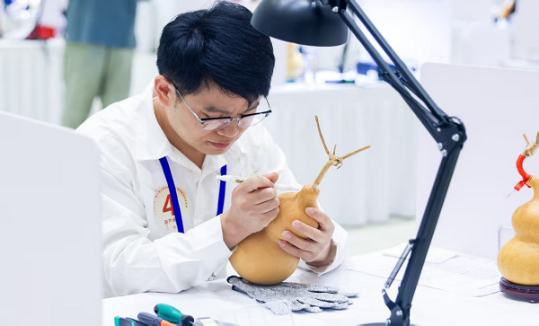 图片2.png 图片2.png