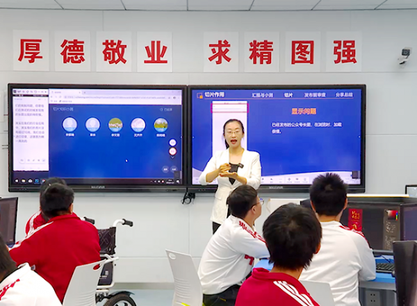 [教师风采]杜黎丽荣获安徽省优秀教师、江淮职教名师荣誉称号